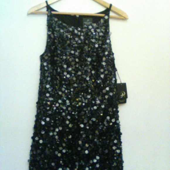 ** SOLD ** Special occasion party sequined Romper- NWT SZ 10 - Picture 4 of 4